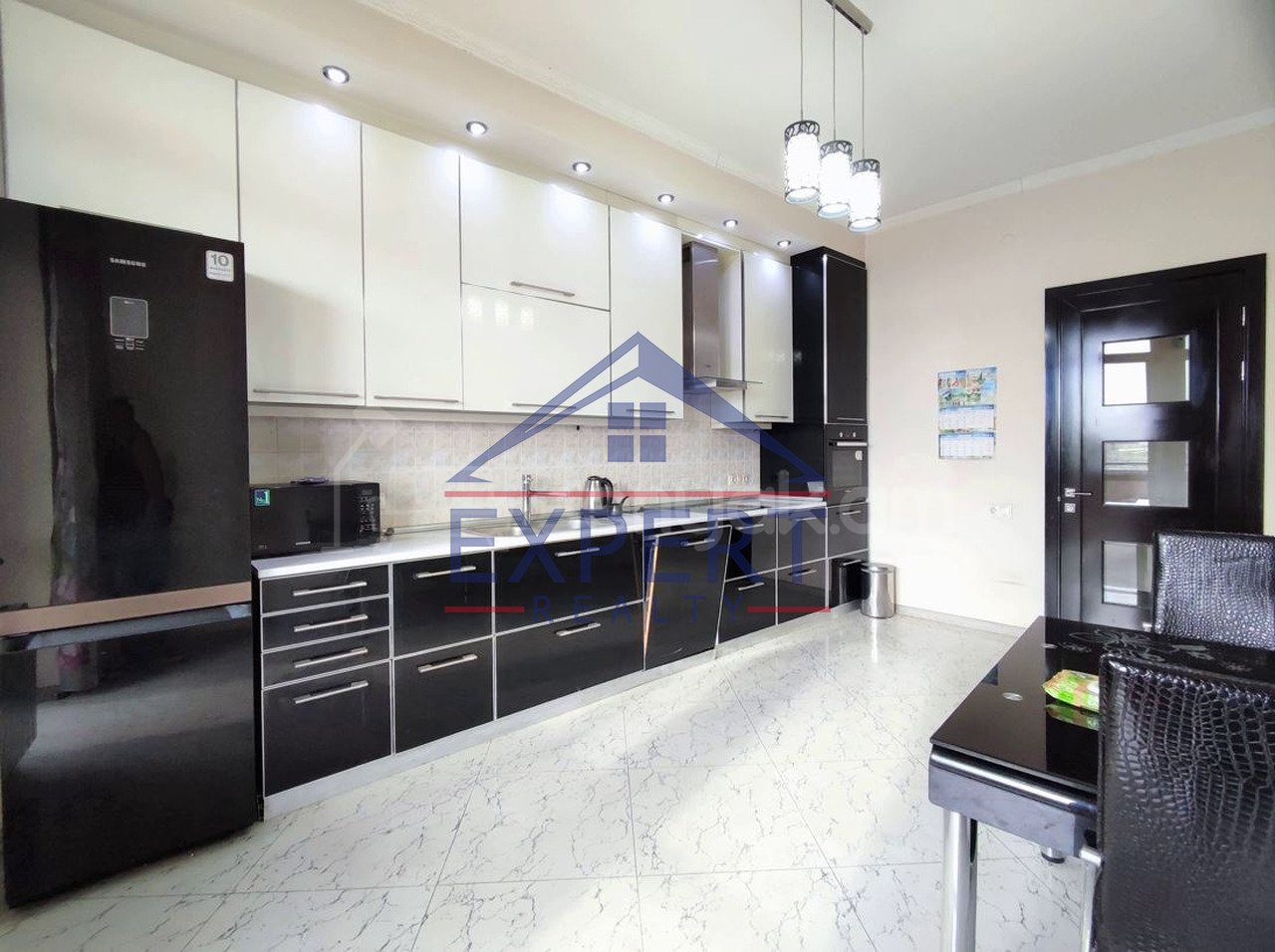 4 Սենյականոց Բնակարան Նորակառույցում, 170քմ, 3/16 հարկ, Կապիտալ Վերանորոգված, Կահավորված, Արևկող