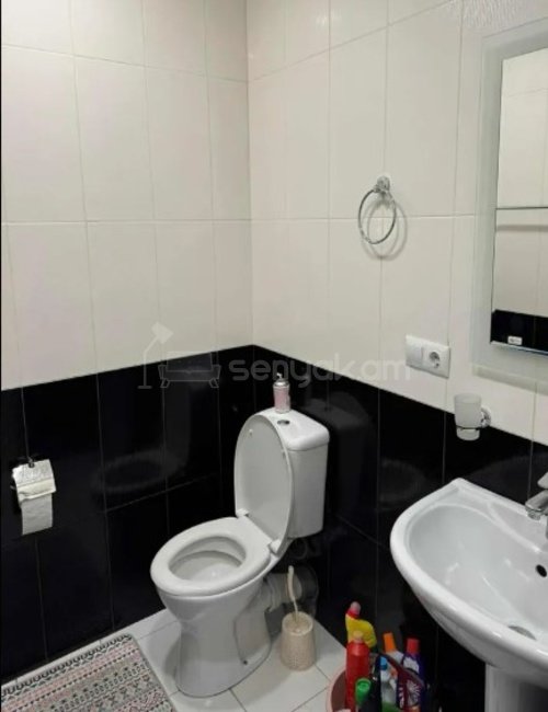 3 Սենյականոց Բնակարան, 93քմ, 7/9 հարկ, Կապիտալ Վերանորոգված, Կահավորված, Արևկող