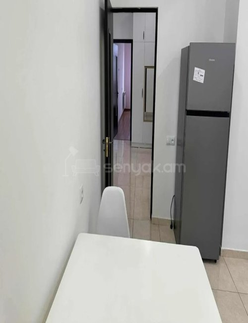 3 Սենյականոց Բնակարան, 93քմ, 7/9 հարկ, Կապիտալ Վերանորոգված, Կահավորված, Արևկող