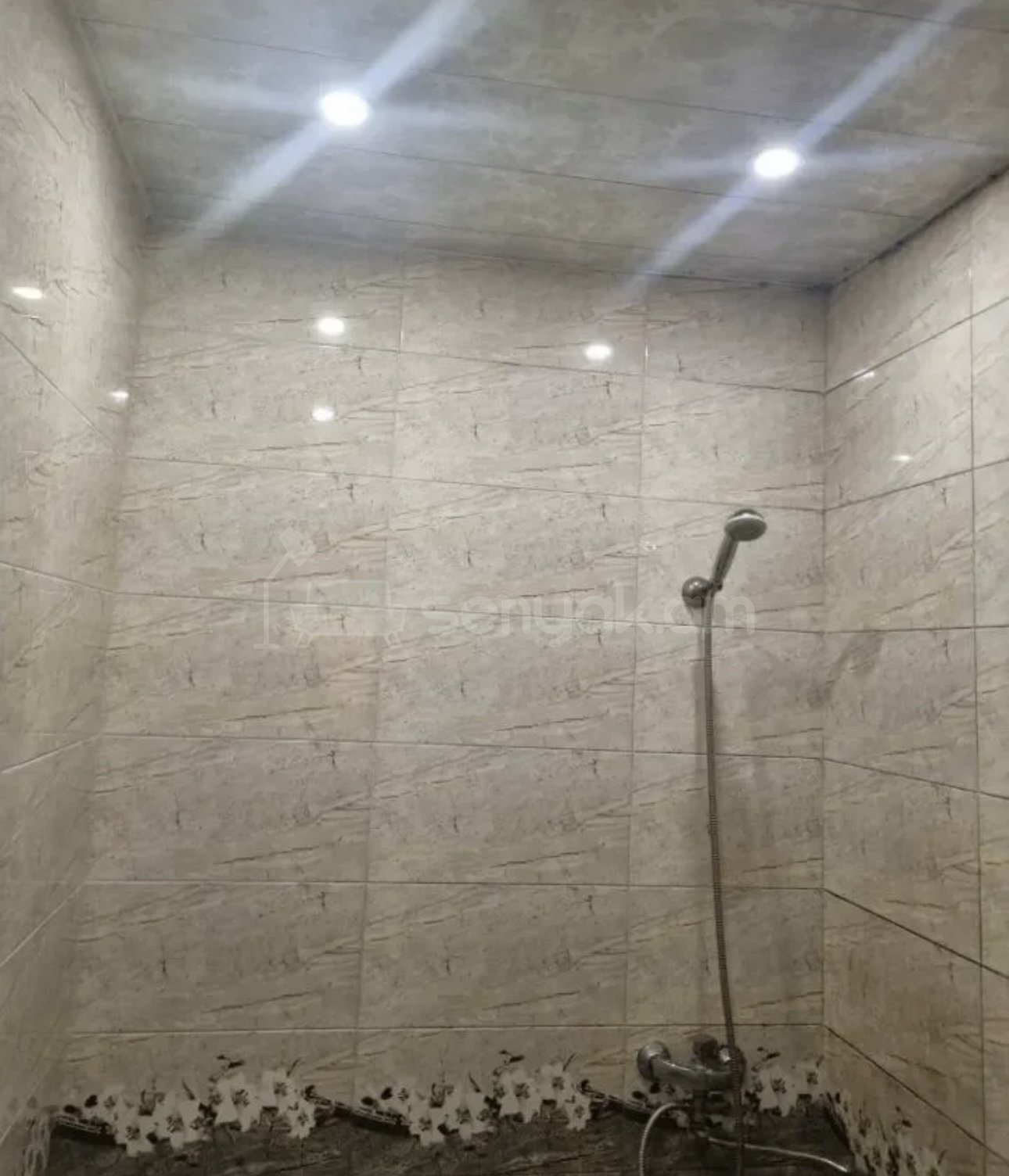 3 Սենյականոց Բնակարան Նորակառույց Քարե Շենքում, 82քմ, 1/3 հարկ, Կապիտալ Վերանորոգված, Կահավորված, Արևկող