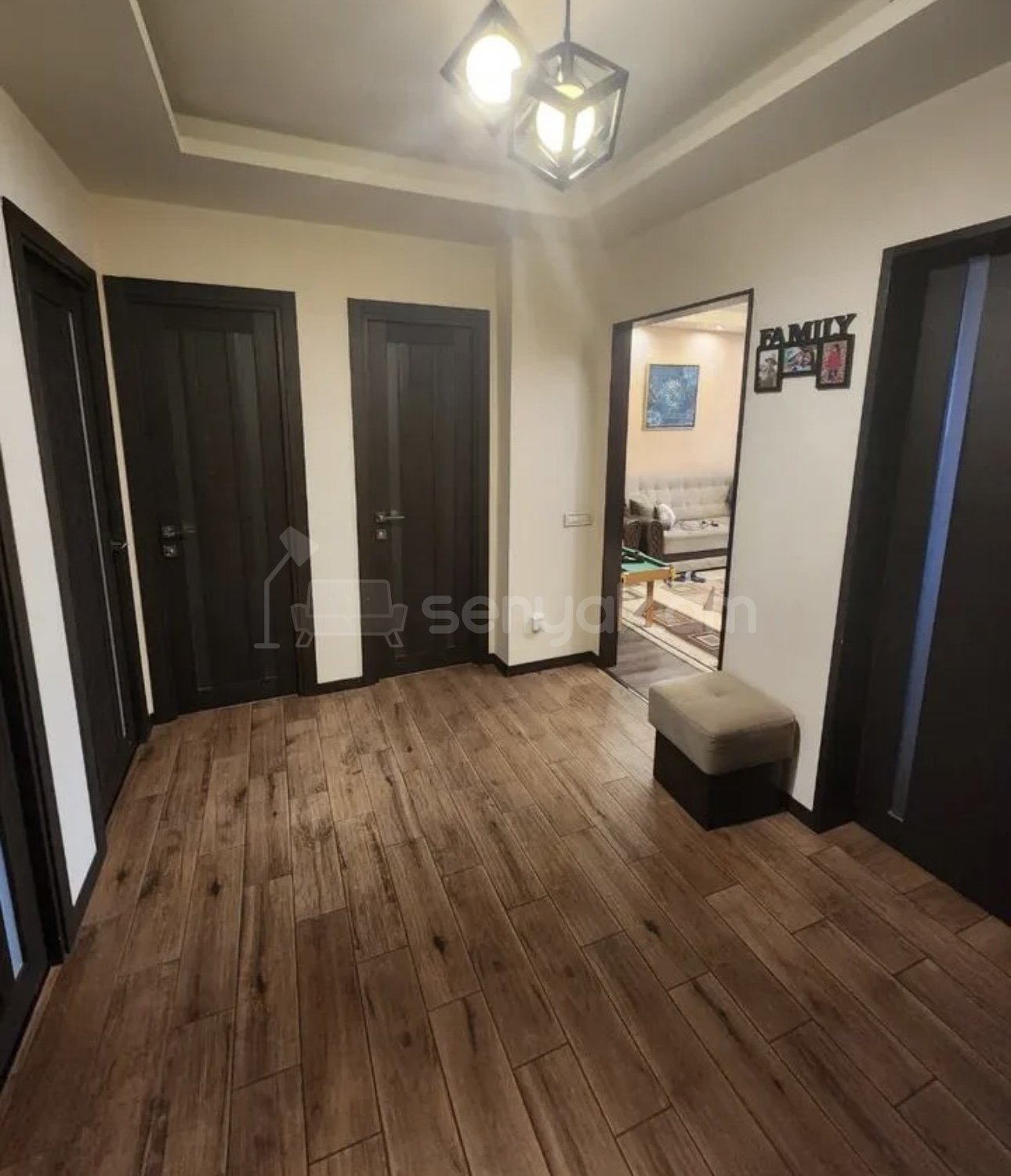 4 Սենյականոց Բնակարան Քարե Շենքում, 96քմ, 4/5 հարկ, Դիզայներական Վերանորոգված, Կահավորված, Արևկող