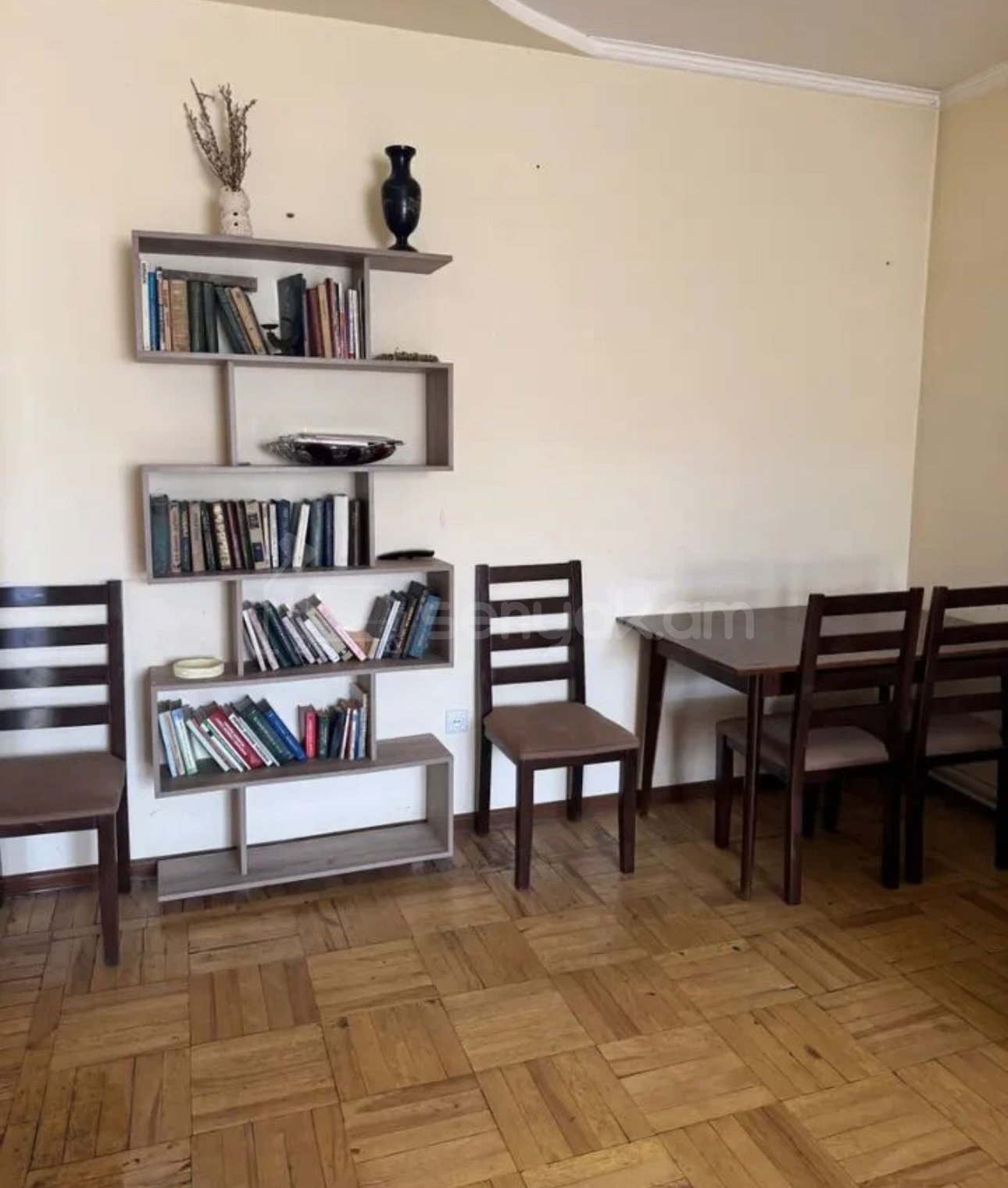 3 Սենյականոց Բնակարան, 80քմ, 2/9 հարկ, Նորմալ Վիճակում