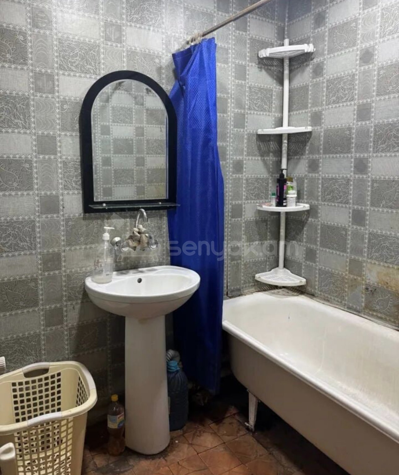 3 Սենյականոց Բնակարան, 80քմ, 2/9 հարկ, Նորմալ Վիճակում