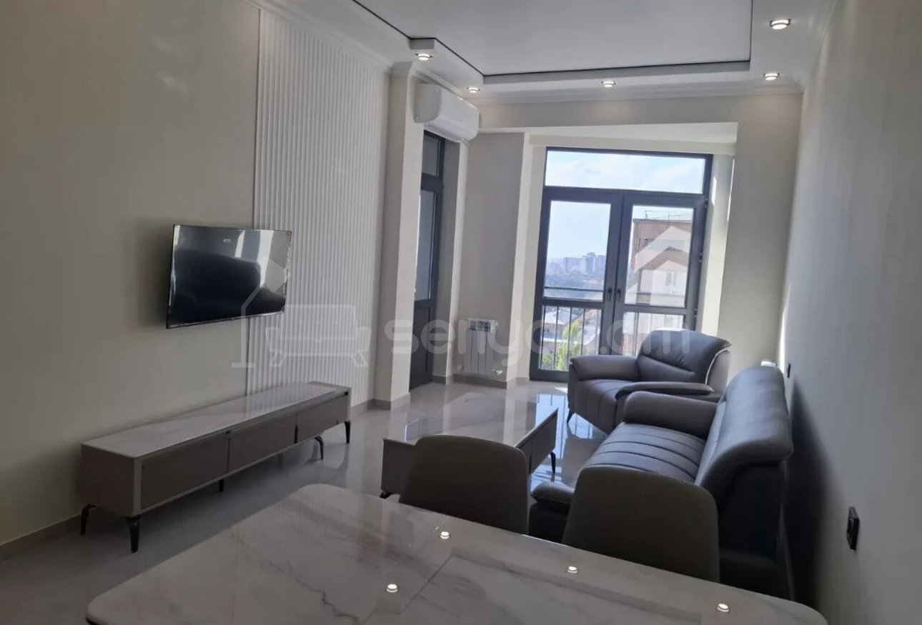 2 Սենյականոց Բնակարան, 55քմ, 7/16 հարկ, Դիզայներական Վերանորոգված, Կահավորված, Արևկող