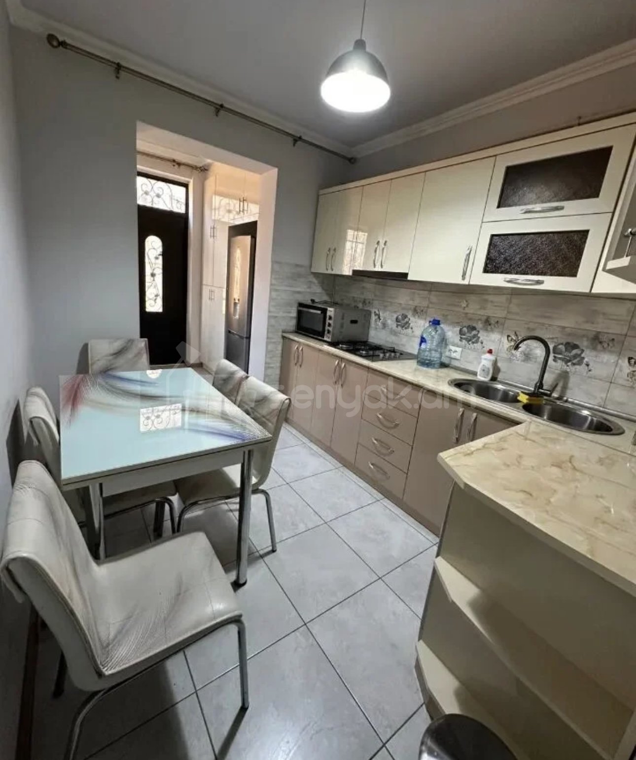 3 Սենյականոց Բնակարան, 69քմ, 1/5 հարկ, Դիզայներական Վերանորոգված, Կահավորված