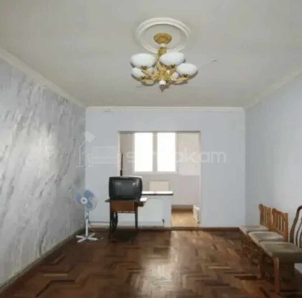 3 Սենյականոց Բնակարան, 80քմ, 4/9 հարկ, Կոսմետիկ Վերանորոգված, Մասամբ Կահավորված, Արևկող