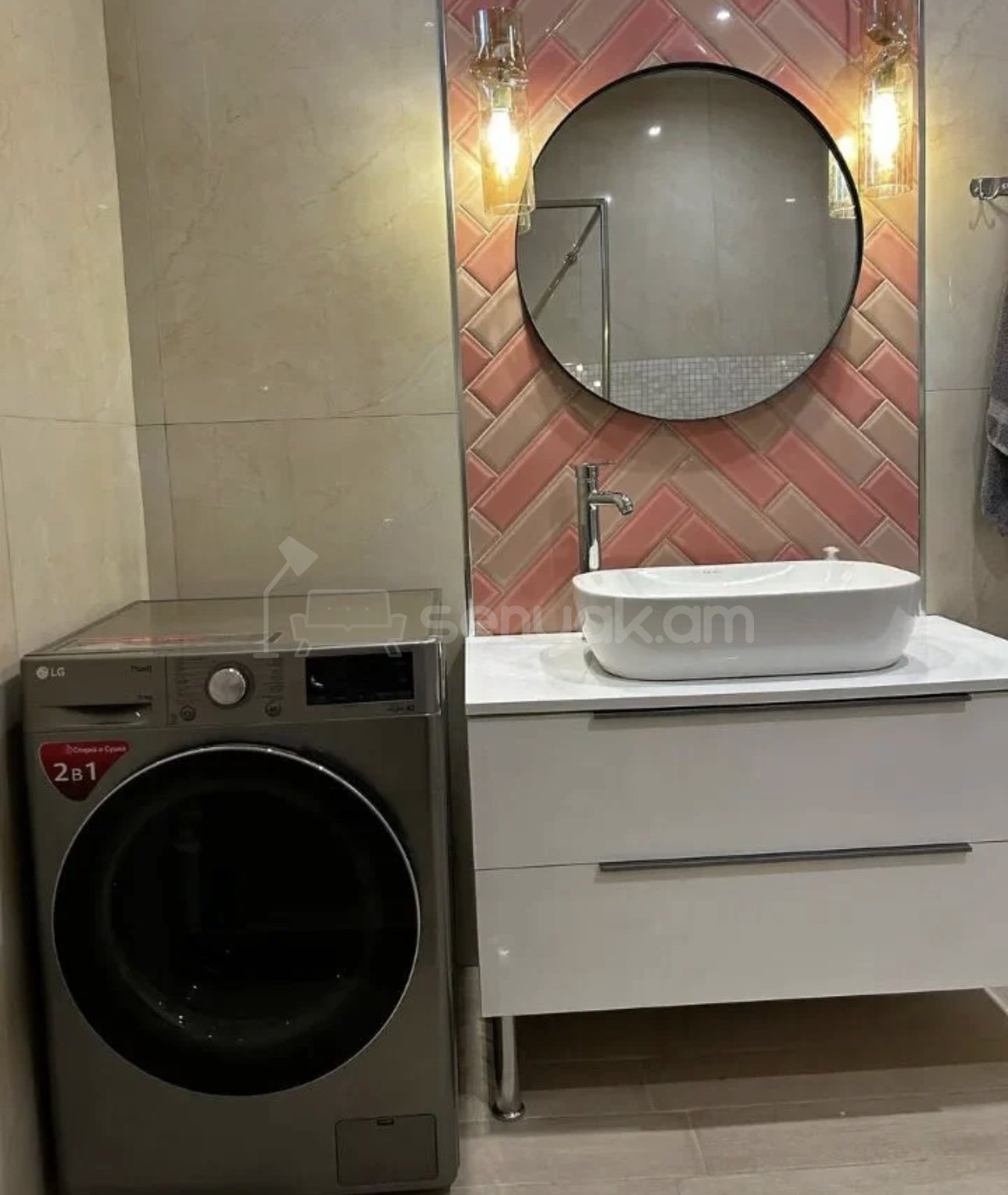 3 Սենյականոց Բնակարան Քարե Շենքում, 72քմ, 3/5 հարկ, Կոսմետիկ Վերանորոգված, Կահավորված, Արևկող