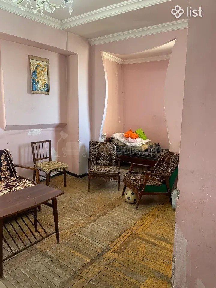 2 Սենյականոց Բնակարան, 65քմ, 9/9 հարկ, Նորմալ Վիճակում, Մասամբ Կահավորված, Արևկող