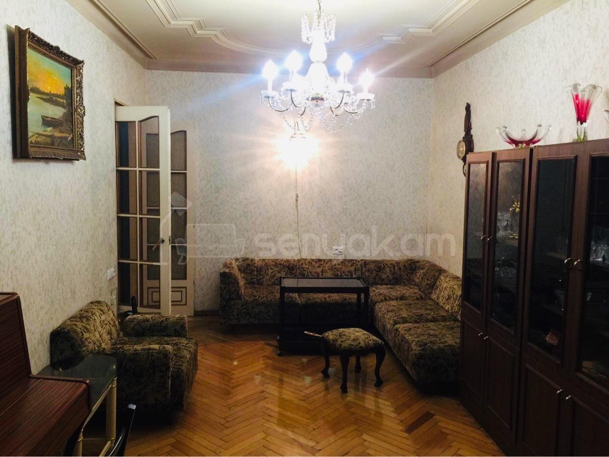 2 Սենյականոց Բնակարան, 60քմ, 3/5 հարկ, Նորմալ Վիճակում, Կահավորված