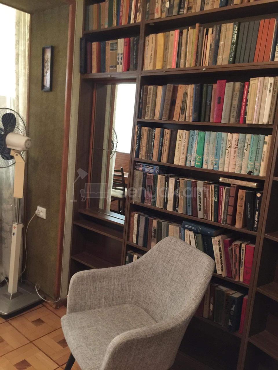 2 Սենյականոց Բնակարան, 60քմ, 3/5 հարկ, Նորմալ Վիճակում, Կահավորված