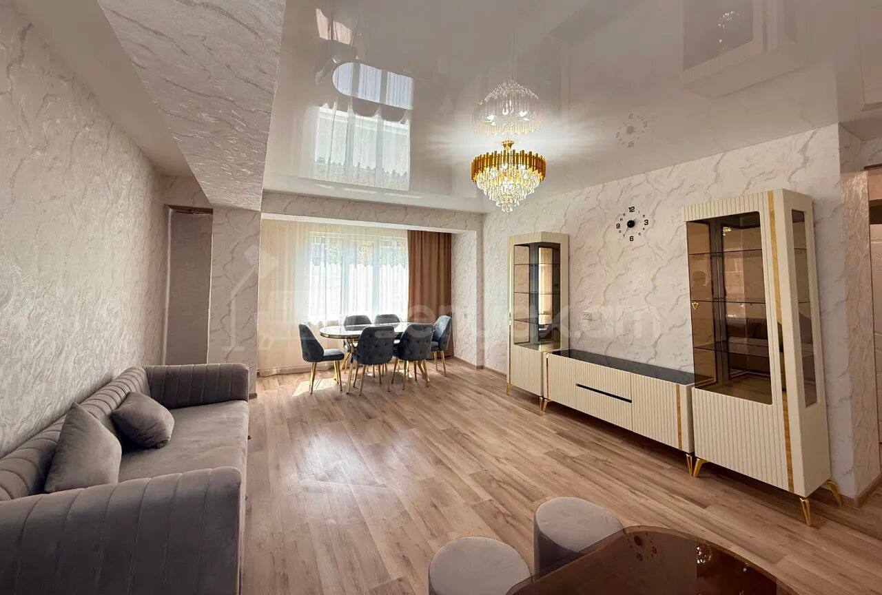 3 Սենյականոց Բնակարան, 85քմ, 4/14 հարկ, Կապիտալ Վերանորոգված