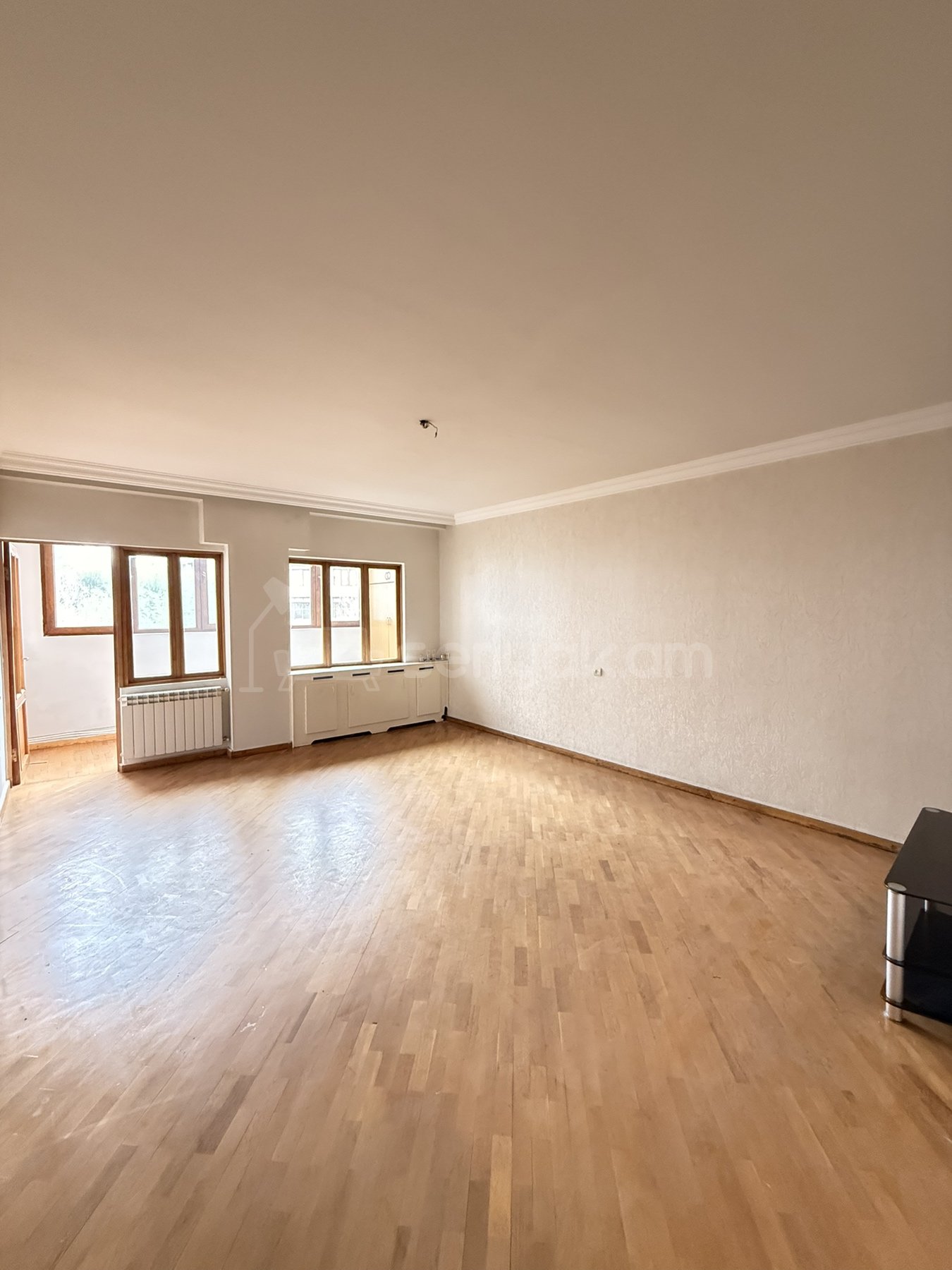 3 Սենյականոց Բնակարան, 76քմ, 4/12 հարկ, Կապիտալ Վերանորոգված