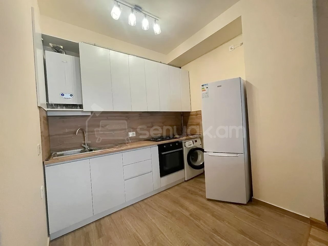 2 Սենյականոց Բնակարան Նորակառույցում, 70քմ, 9/15 հարկ, Կապիտալ Վերանորոգված