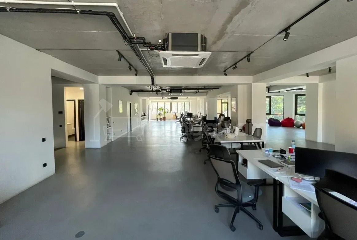 Օֆիսային Տարածք, 310քմ