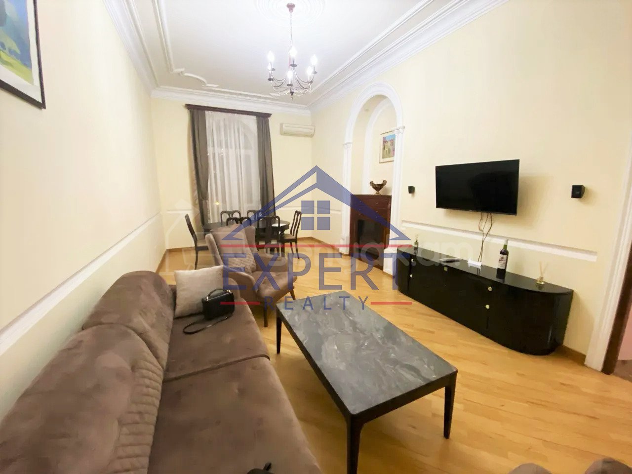 3 Սենյականոց Բնակարան Քարե Շենքում, 95քմ, 4/4 հարկ, Կապիտալ Վերանորոգված, Կահավորված, Արևկող