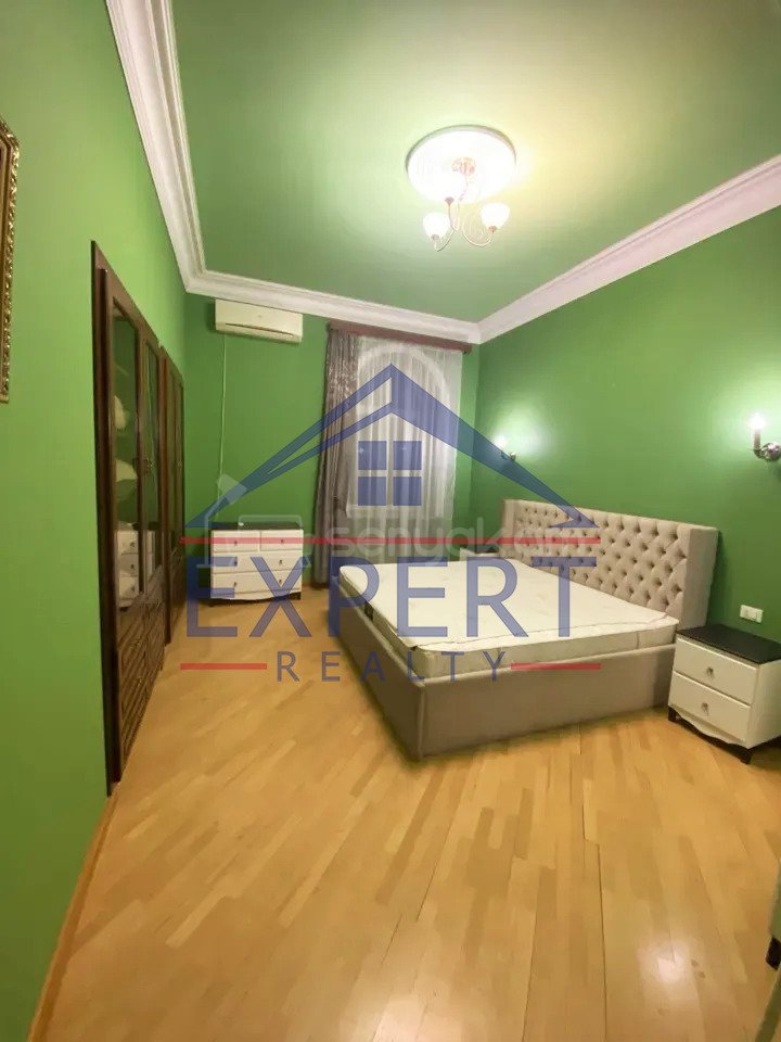 3 Սենյականոց Բնակարան Քարե Շենքում, 95քմ, 4/4 հարկ, Կապիտալ Վերանորոգված, Կահավորված, Արևկող