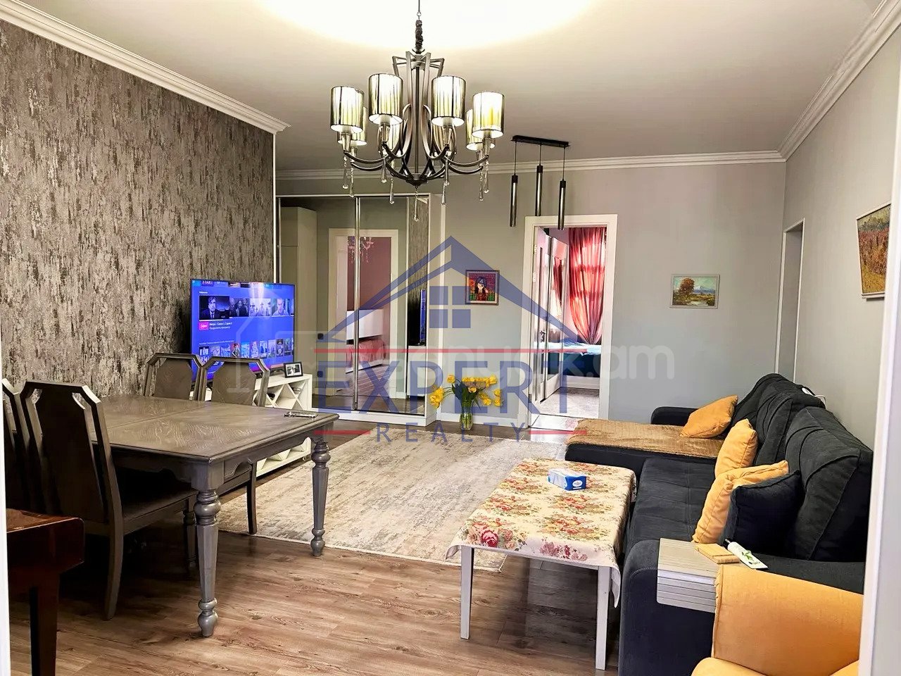 3 Սենյականոց Բնակարան Քարե Շենքում, 90քմ, 5/5 հարկ, Կապիտալ Վերանորոգված, Կահավորված, Արևկող