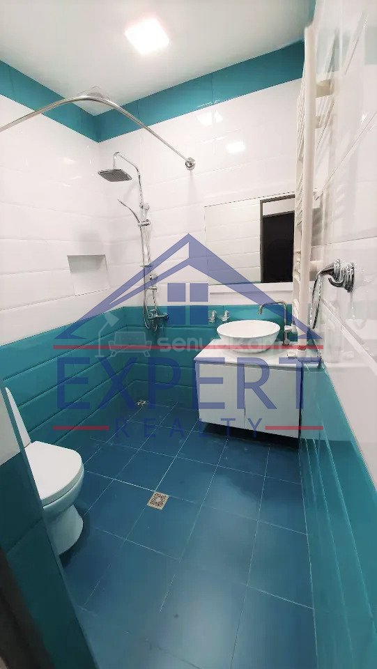 2 Սենյականոց Բնակարան Քարե Շենքում, 71քմ, 4/4 հարկ, Դիզայներական Վերանորոգված, Կահավորված, Արևկող