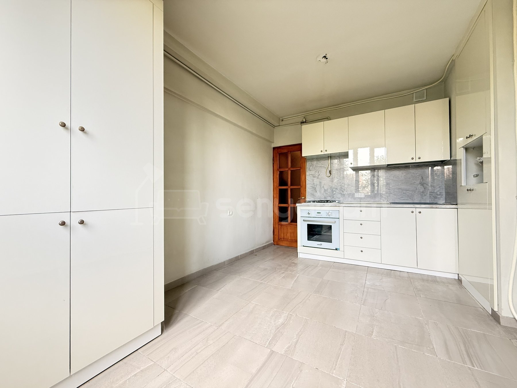 3 Սենյականոց Բնակարան, 76քմ, 4/12 հարկ, Կապիտալ Վերանորոգված