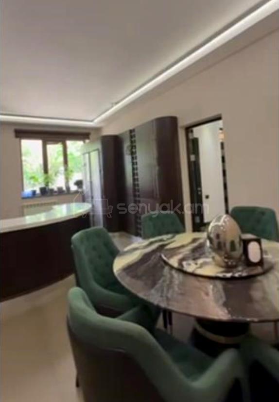 4 Սենյականոց Շքեղ Առանձնատուն, 650քմ, Լողավազանով