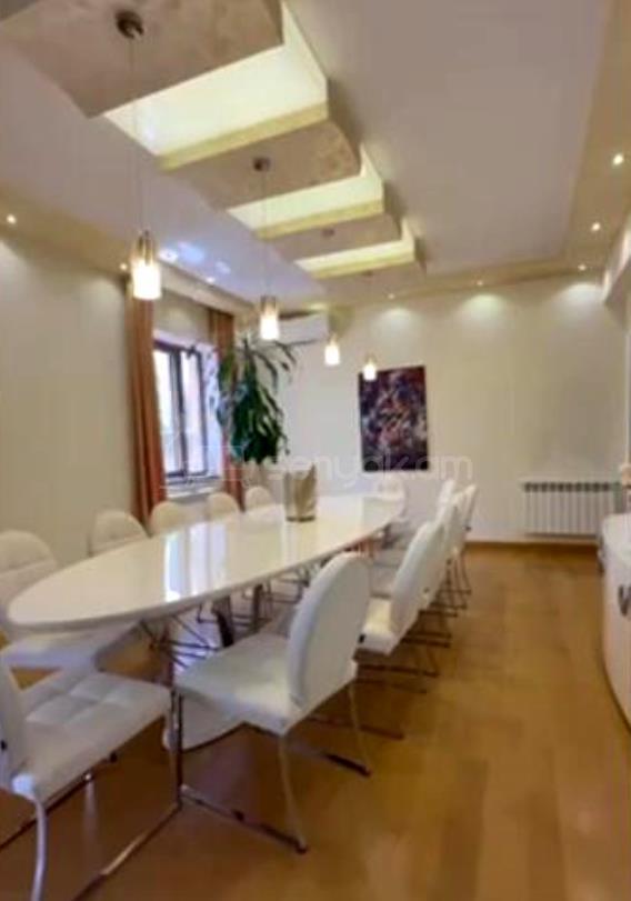 4 Սենյականոց Շքեղ Առանձնատուն, 650քմ, Լողավազանով
