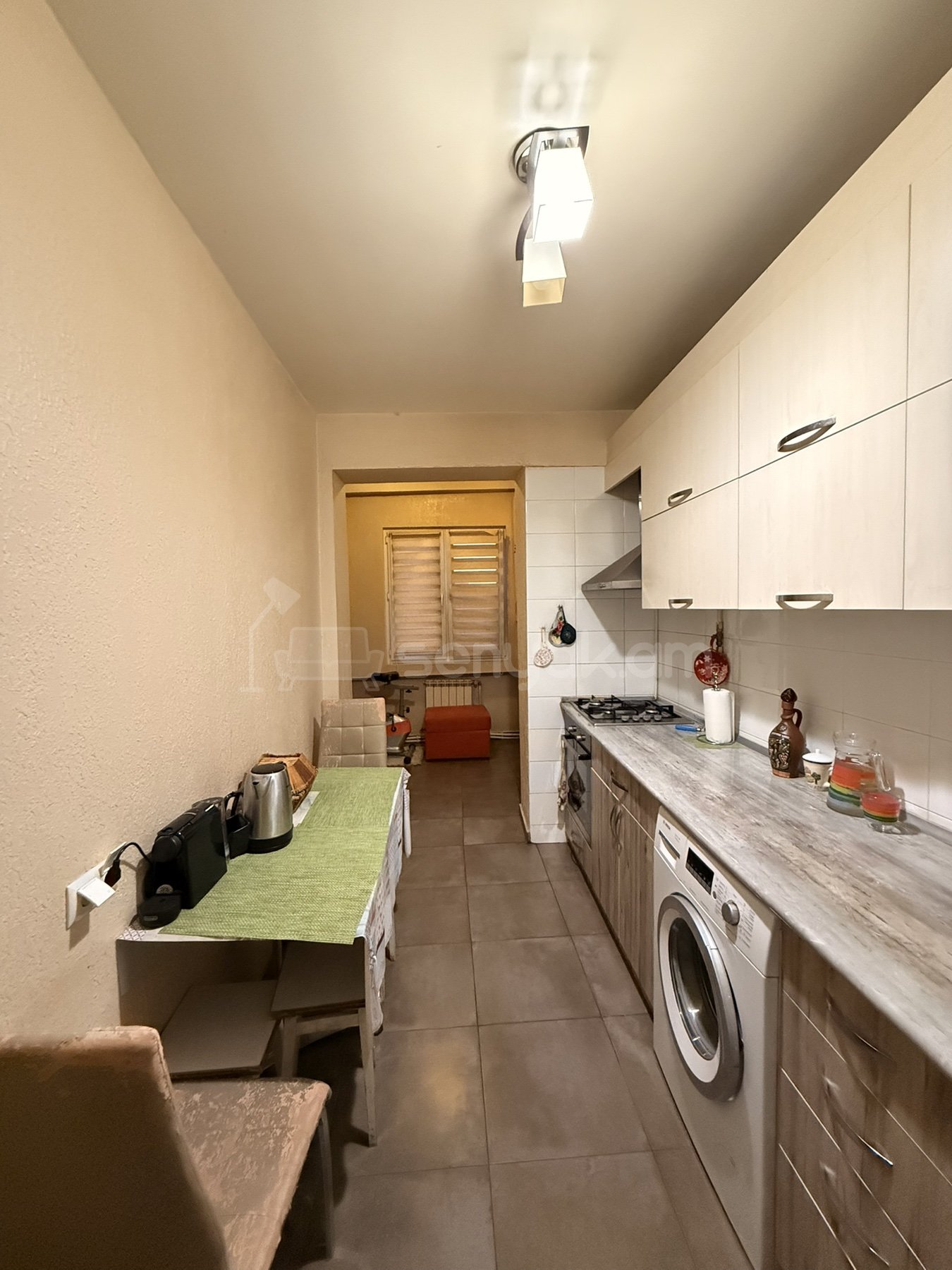 4 Սենյականոց Բնակարան, 102քմ, 7/9 հարկ, Պետական Վիճակում