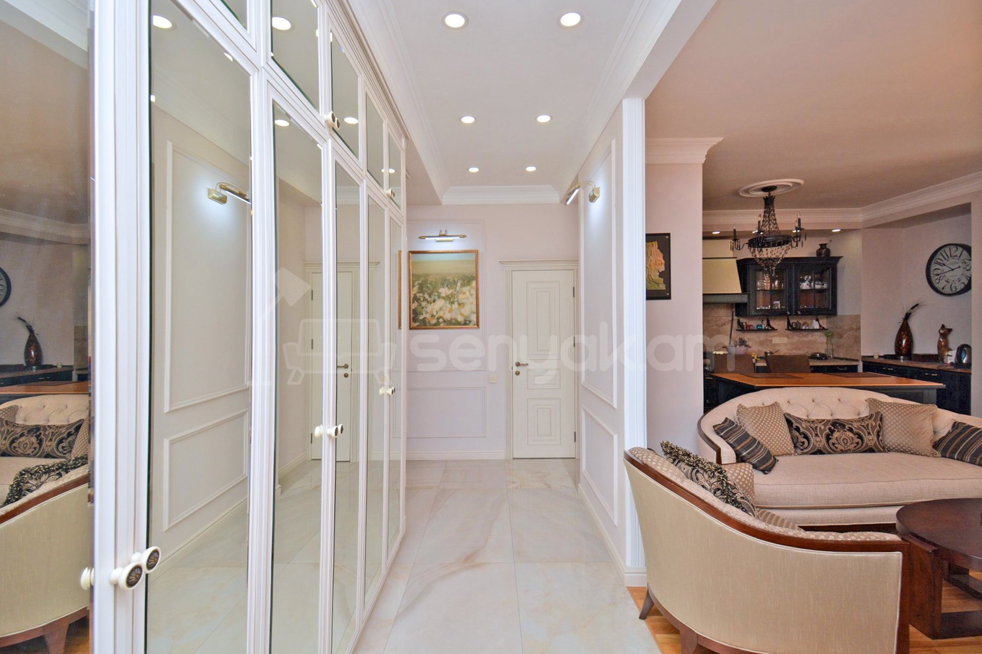 3 Սենյականոց Բնակարան Քարե Շենքում, 80քմ, 4/5 հարկ, Դիզայներական Վերանորոգված, Կահավորված, Արևկող