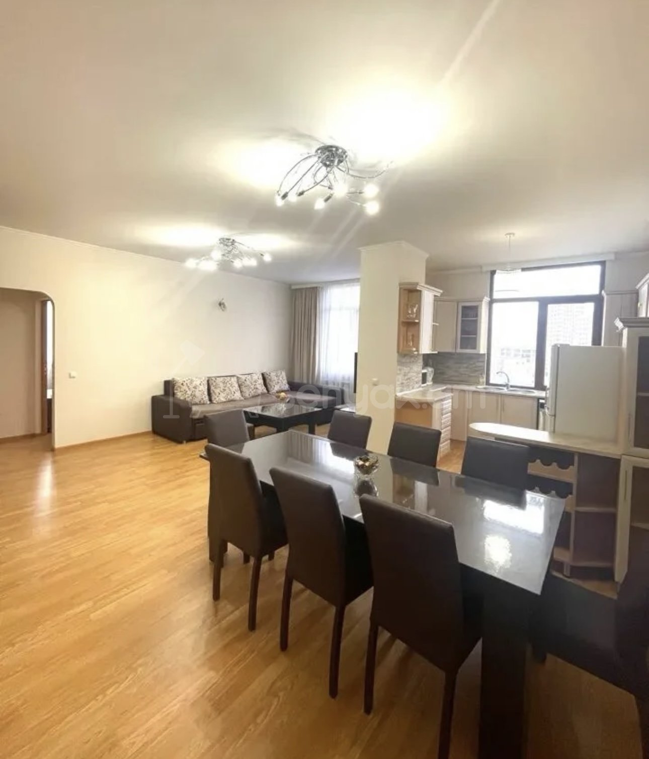 3 Սենյականոց Բնակարան Նորակառույցում, 76քմ, 11/14 հարկ, Դիզայներական Վերանորոգված, Կահավորված, Արևկող