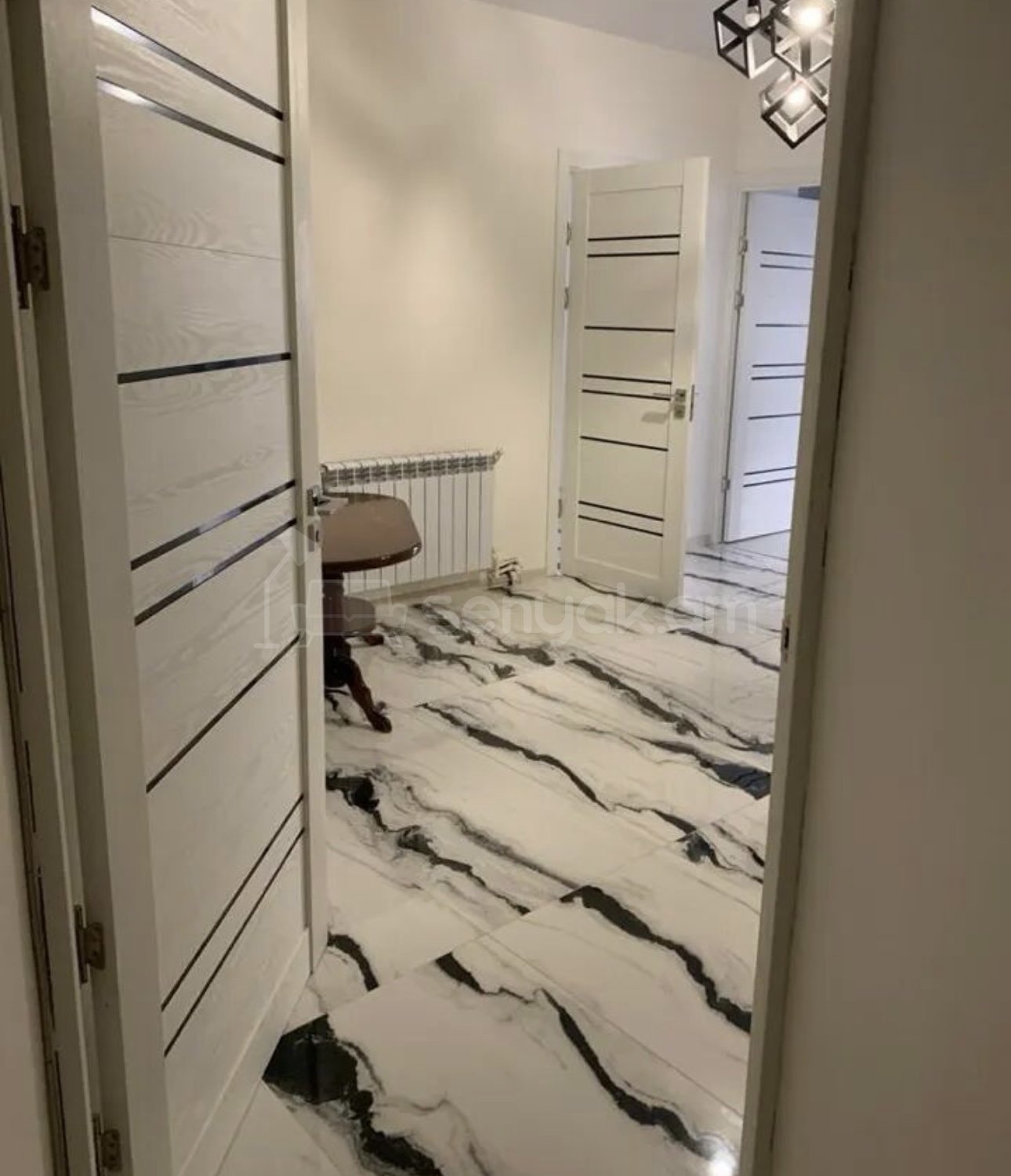 3 Սենյականոց Բնակարան, 108քմ, 13/16 հարկ, Դիզայներական Վերանորոգված, Կահավորված, Արևկող