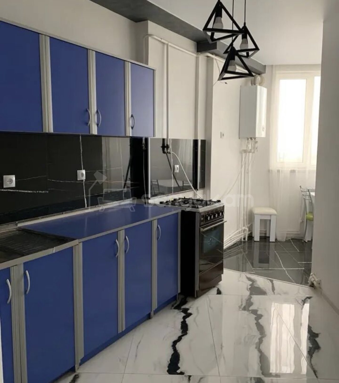 3 Սենյականոց Բնակարան, 108քմ, 13/16 հարկ, Դիզայներական Վերանորոգված, Կահավորված, Արևկող