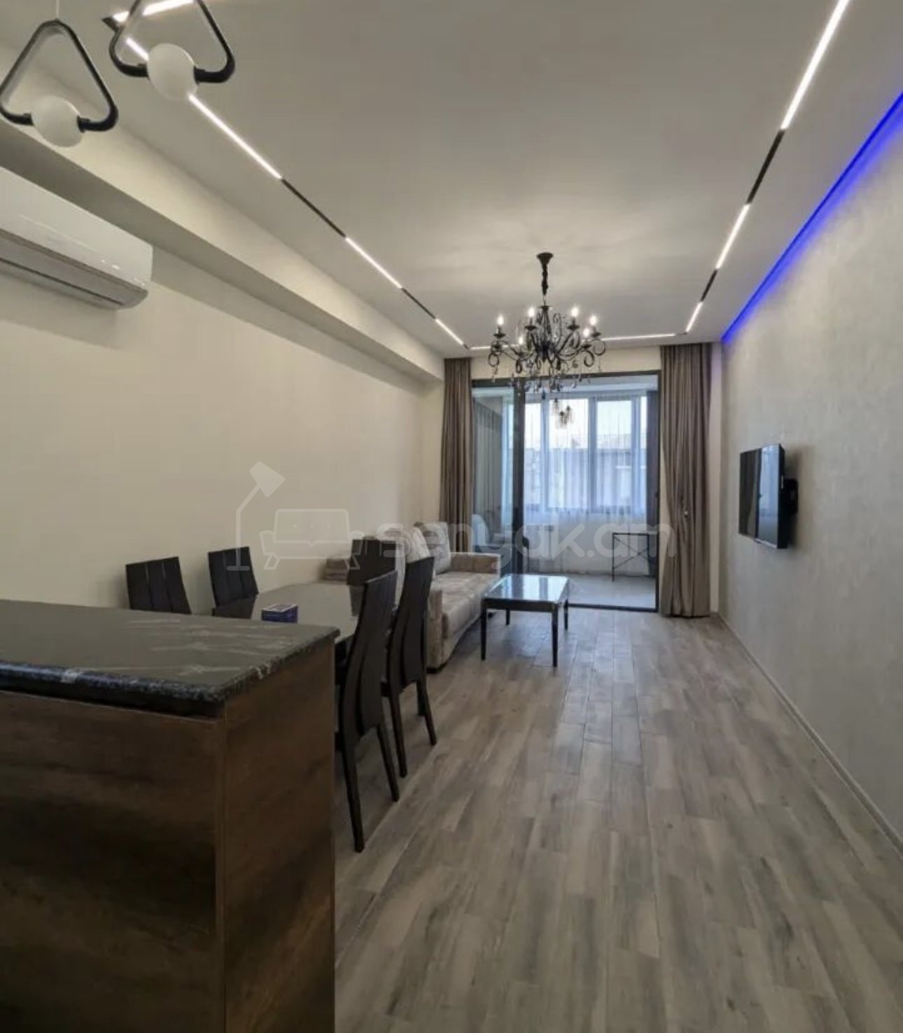 2 Սենյականոց Բնակարան, 75քմ, 5/8 հարկ, Դիզայներական Վերանորոգված, Կահավորված, Արևկող