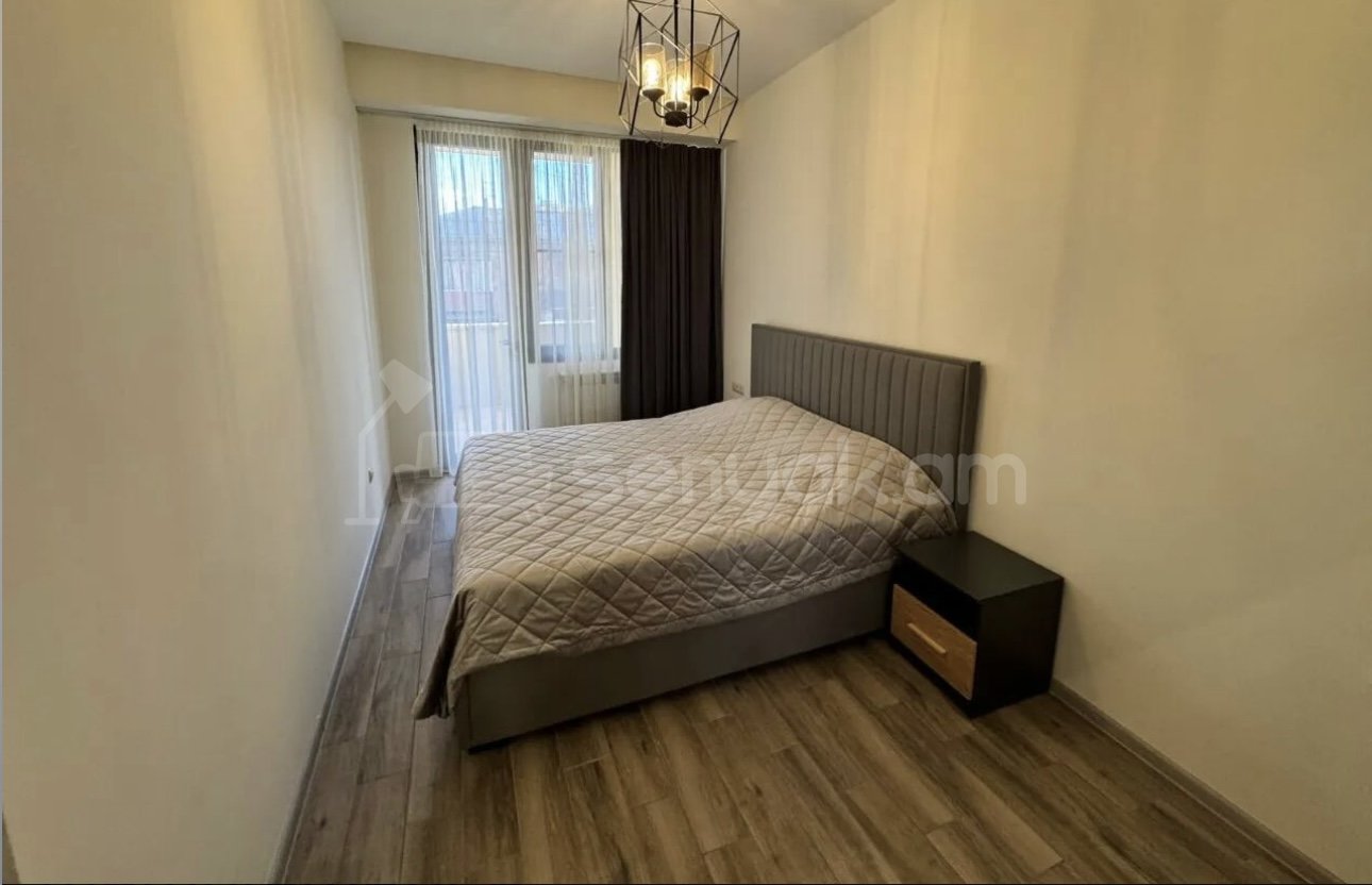 2 Սենյականոց Բնակարան, 75քմ, 5/8 հարկ, Դիզայներական Վերանորոգված, Կահավորված, Արևկող