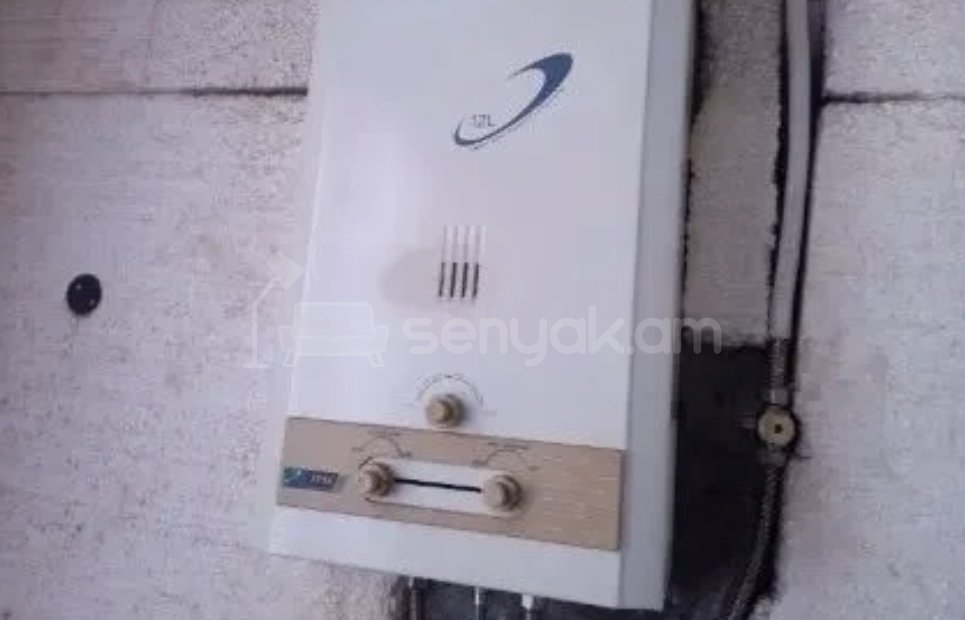 1 Սենյականոց Բնակարան, 57քմ, 9/9 հարկ, Դիզայներական Վերանորոգված, Մասամբ Կահավորված, Արևկող