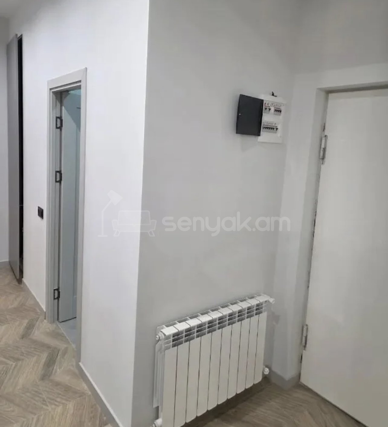 3 Սենյականոց Բնակարան, 80քմ, 5/13 հարկ, Դիզայներական Վերանորոգված, Կահավորված, Արևկող