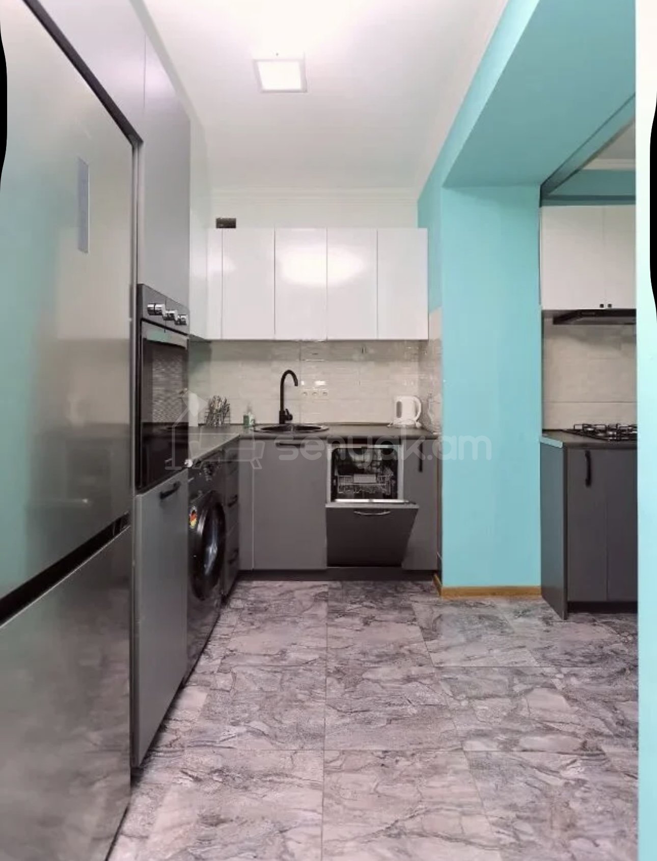 2 Սենյականոց Բնակարան Քարե Շենքում, 55քմ, 4/4 հարկ, Դիզայներական Վերանորոգված, Կահավորված, Արևկող