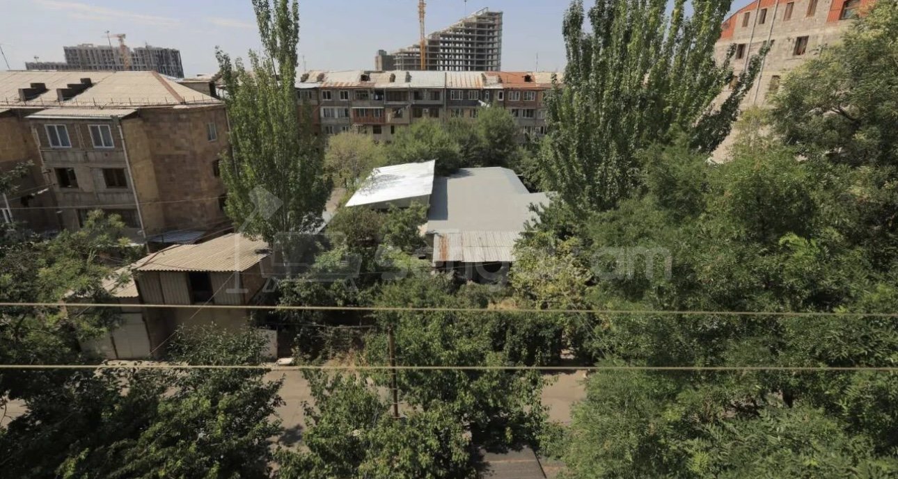 2 Սենյականոց Բնակարան Քարե Շենքում, 55քմ, 4/4 հարկ, Դիզայներական Վերանորոգված, Կահավորված, Արևկող