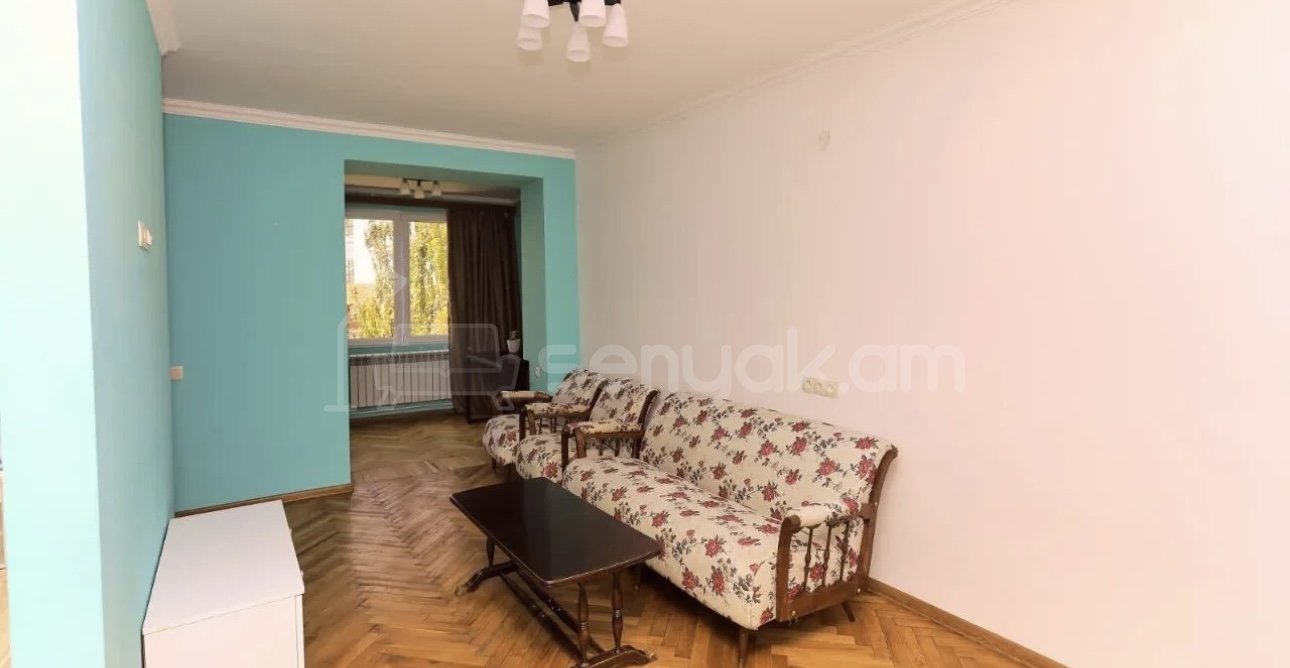 2 Սենյականոց Բնակարան Քարե Շենքում, 55քմ, 4/4 հարկ, Դիզայներական Վերանորոգված, Կահավորված, Արևկող