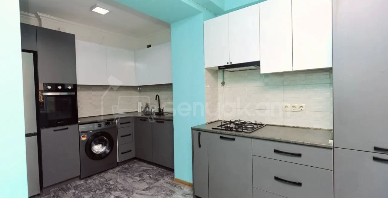 2 Սենյականոց Բնակարան Քարե Շենքում, 55քմ, 4/4 հարկ, Դիզայներական Վերանորոգված, Կահավորված, Արևկող