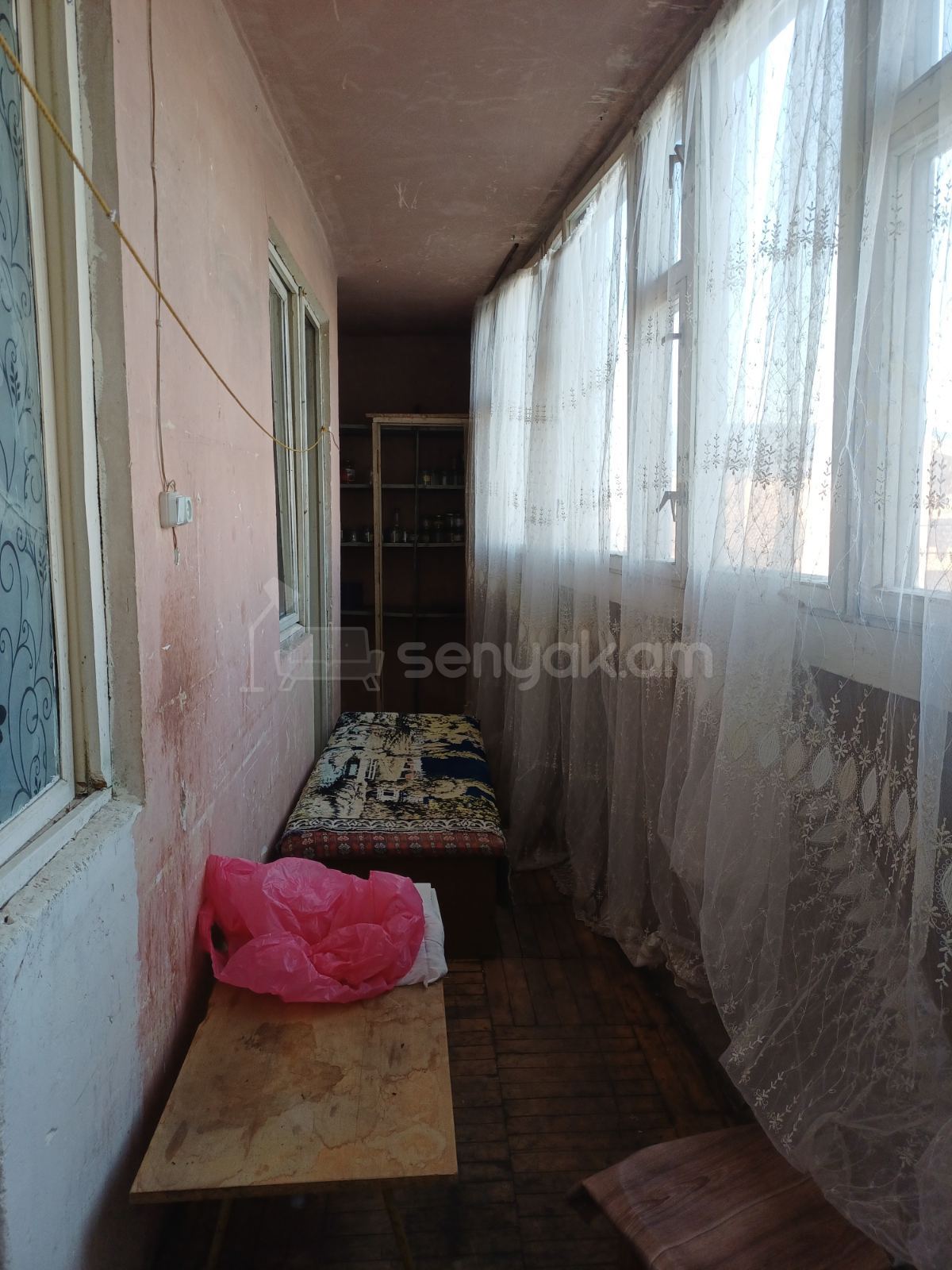 3 Սենյականոց Բնակարան, 86քմ, 3/16 հարկ, Պետական Վիճակում, Կահավորված, Արևկող