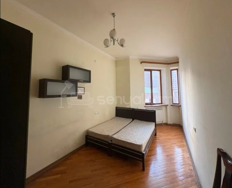 3 Սենյականոց Բնակարան, 92քմ, 6/9 հարկ, Կոսմետիկ Վերանորոգված, Կահավորված, Արևկող