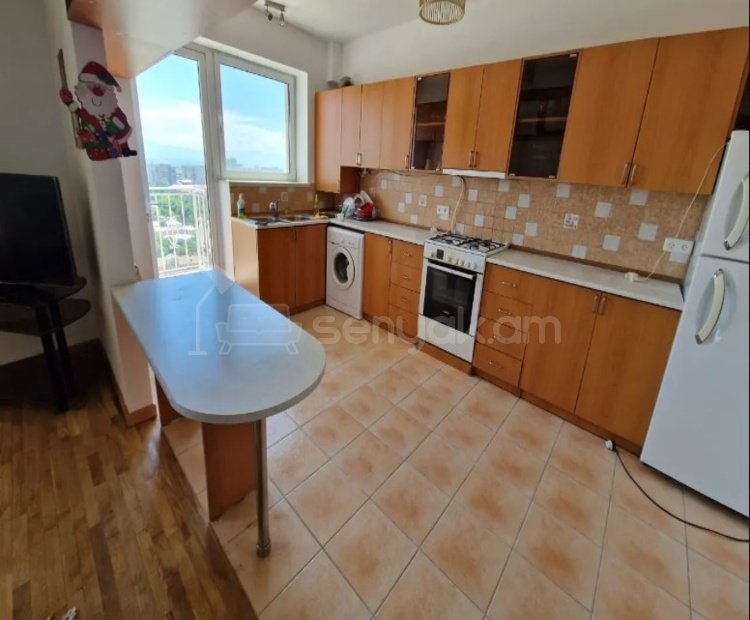 4 Սենյականոց Բնակարան Նորակառույցում, 138քմ, 2/3 հարկ, Կոսմետիկ Վերանորոգված, Կահավորված, Արևկող