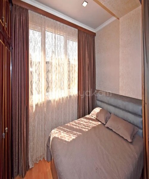 1 Սենյականոց Բնակարան Քարե Շենքում, 40քմ, 4/5 հարկ, Կապիտալ Վերանորոգված, Կահավորված, Արևկող