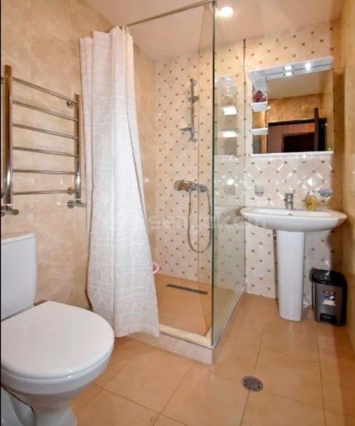 1 Սենյականոց Բնակարան Քարե Շենքում, 40քմ, 4/5 հարկ, Կապիտալ Վերանորոգված, Կահավորված, Արևկող