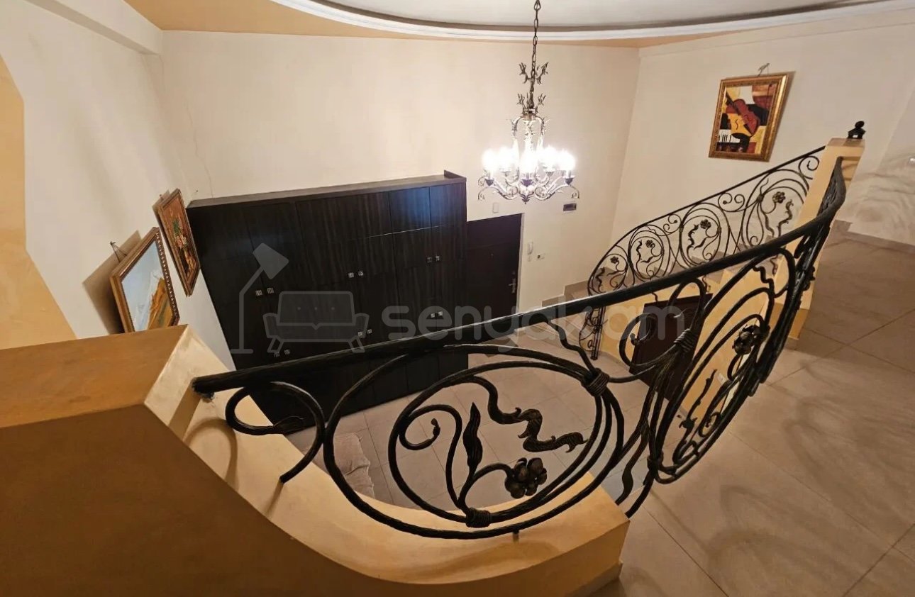 3 Սենյականոց Բնակարան, 90քմ, 3/5 հարկ, Դիզայներական Վերանորոգված, Կահավորված