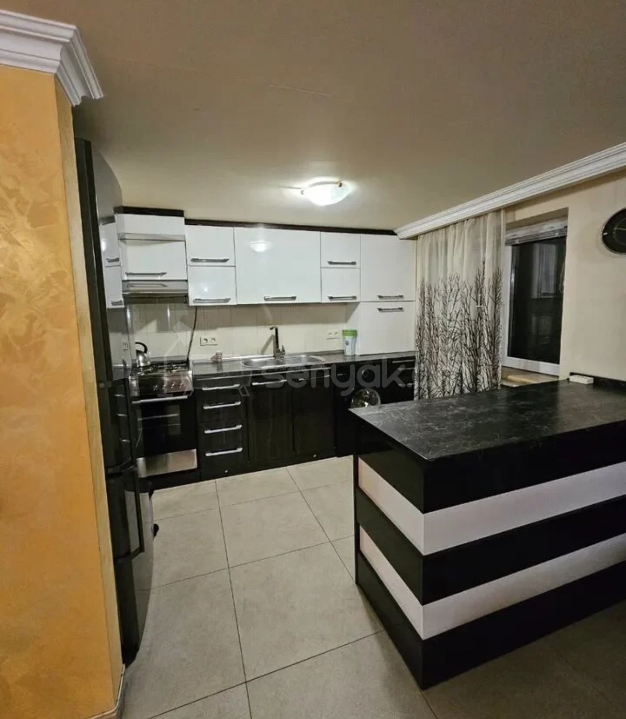 3 Սենյականոց Բնակարան, 90քմ, 3/5 հարկ, Դիզայներական Վերանորոգված, Կահավորված