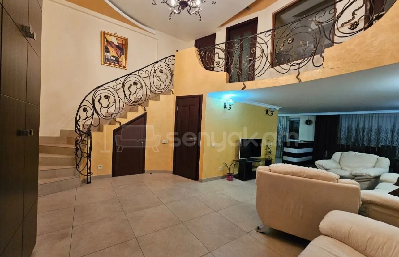 3 Սենյականոց Բնակարան, 90քմ, 3/5 հարկ, Դիզայներական Վերանորոգված, Կահավորված