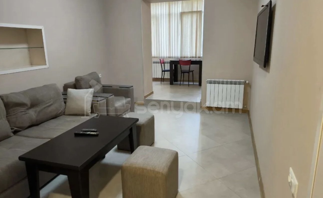 2 Սենյականոց Բնակարան Քարե Շենքում, 58քմ, 2/5 հարկ, Կապիտալ Վերանորոգված, Կահավորված, Արևկող