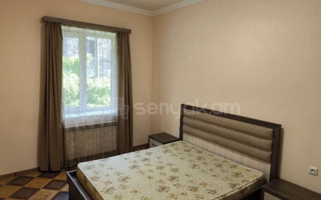 2 Սենյականոց Բնակարան Քարե Շենքում, 58քմ, 2/5 հարկ, Կապիտալ Վերանորոգված, Կահավորված, Արևկող