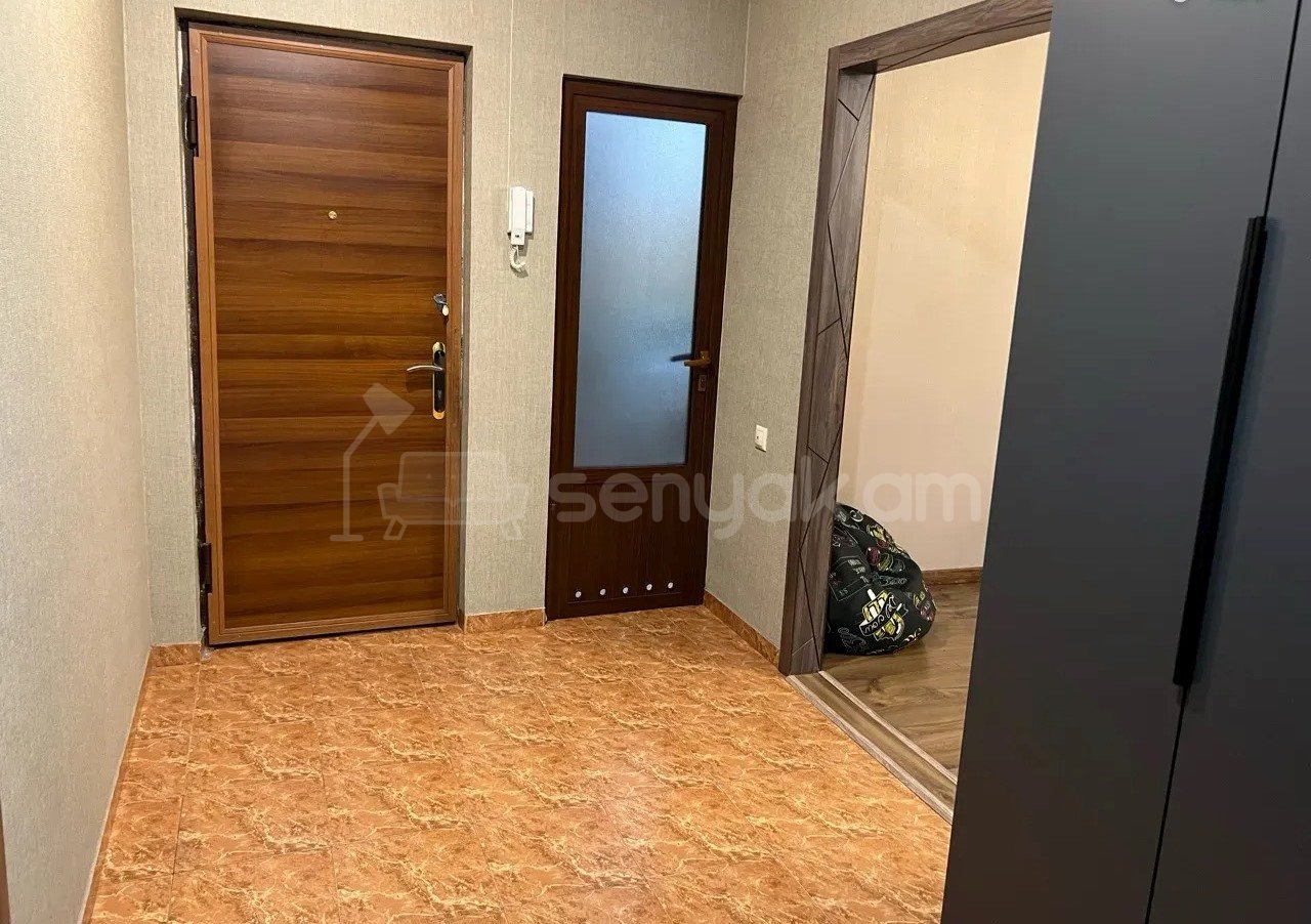 3 Սենյականոց Բնակարան, 74քմ, 8/9 հարկ, Կապիտալ Վերանորոգված