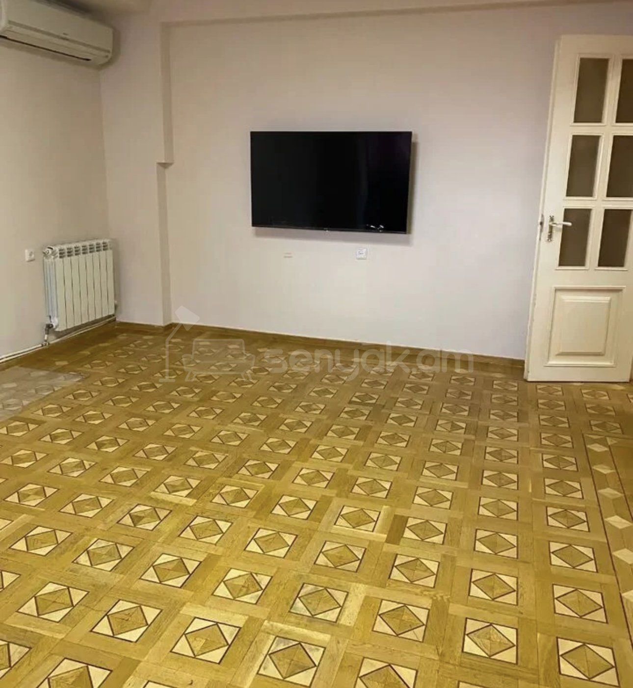 2 Սենյականոց Բնակարան, 77քմ, 7/16 հարկ, Դիզայներական Վերանորոգված, Կահավորված, Արևկող